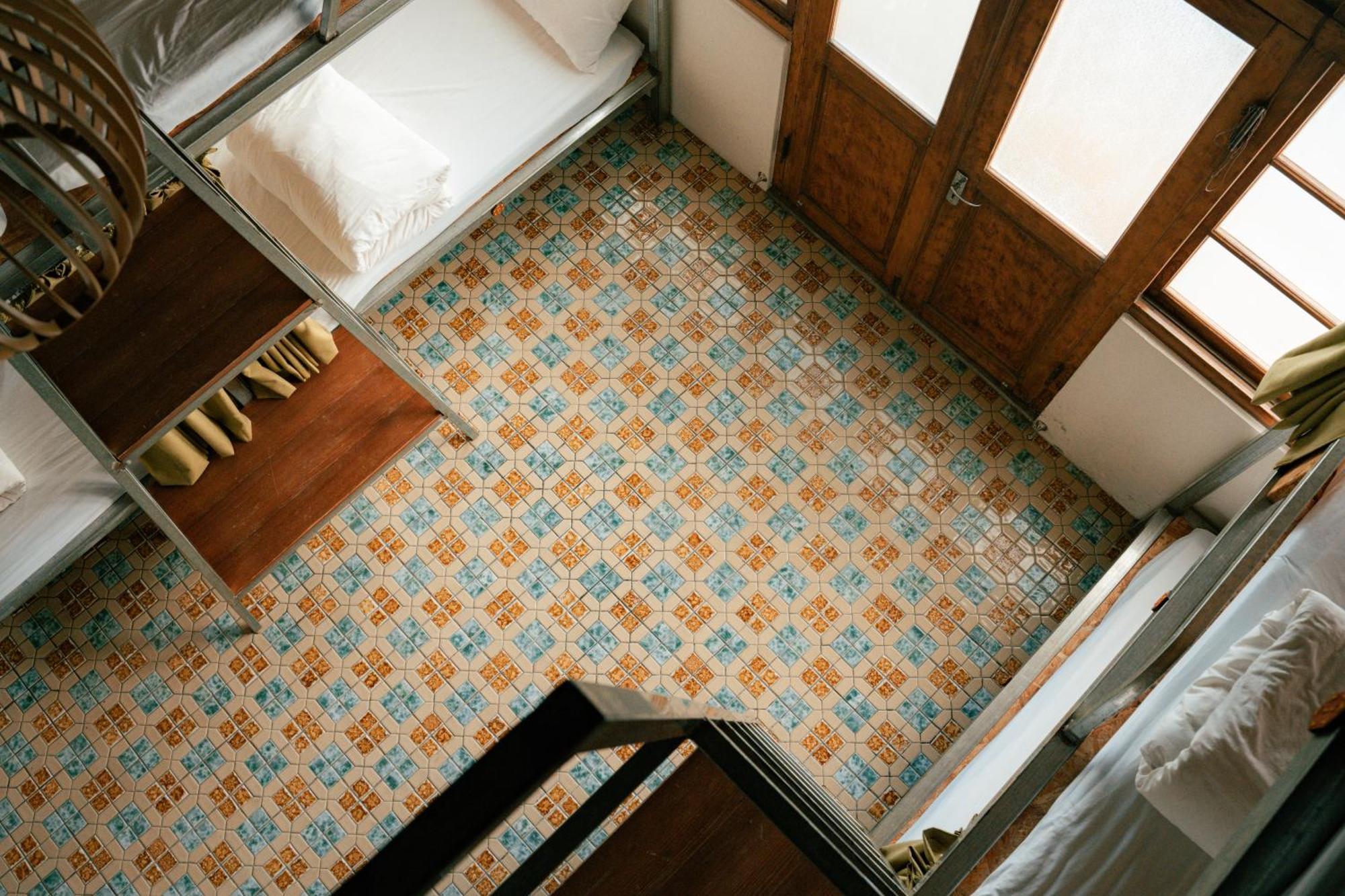 365.Hostel Тайнань Экстерьер фото